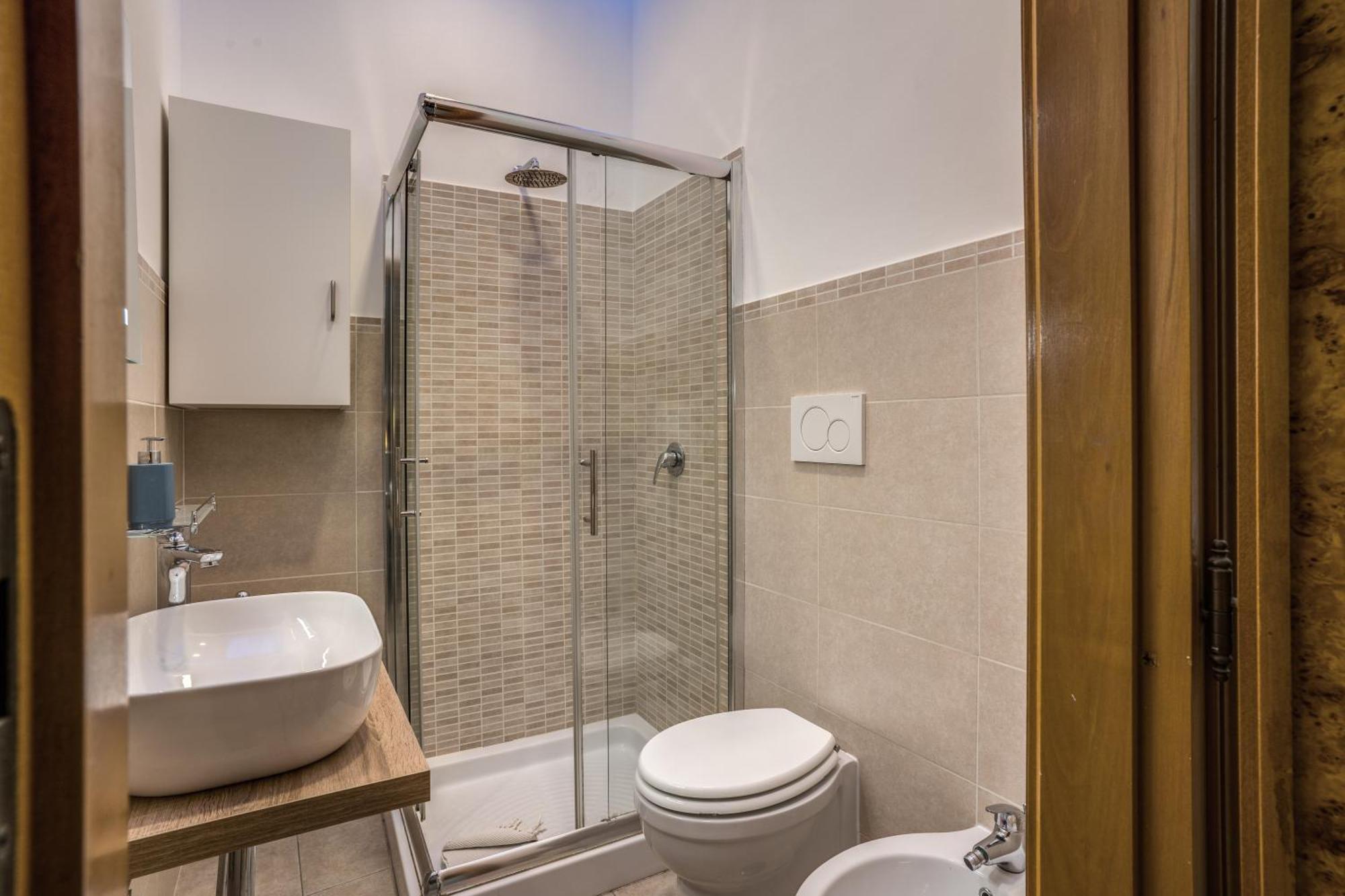 Fontana di Trevi Charming Apartment CIR 15280 Roma Esterno foto